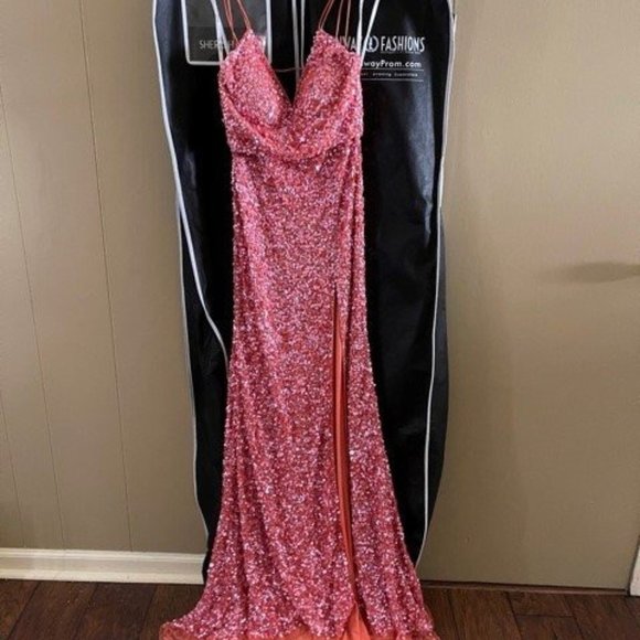 Sherri Hill Dresses & Skirts - Sherri Hill - 2 piece Dress - Coral - Size 00